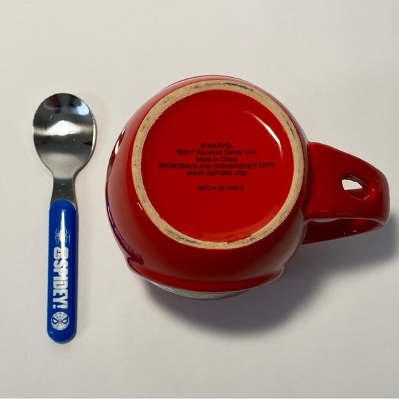 Marvel Comic Frankford Candy 2017 14oz Red Spider Man w/Spoon Hot Cocoa Cup Mug - Picture 8 of 9